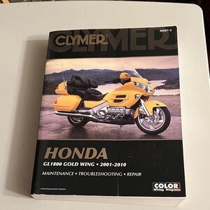 Honda GL1800 Gold Wing Manual - Yellow
